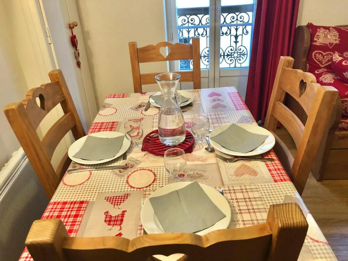 Aster Residence Laureane 1Er Etage Cauterets 0*,  France